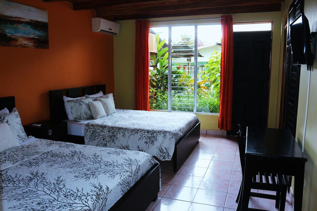 Hotel Las Flores Fortuna La Fortuna Εξωτερικό φωτογραφία