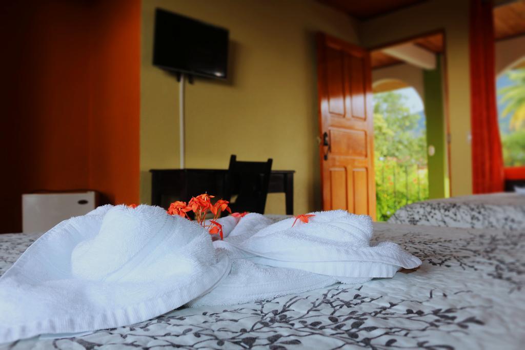 Hotel Las Flores Fortuna La Fortuna Εξωτερικό φωτογραφία