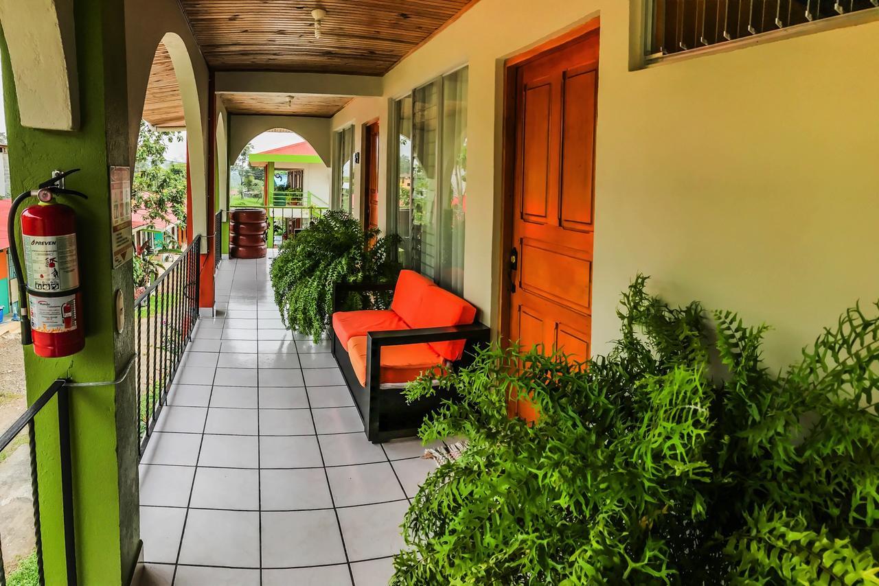 Hotel Las Flores Fortuna La Fortuna Εξωτερικό φωτογραφία